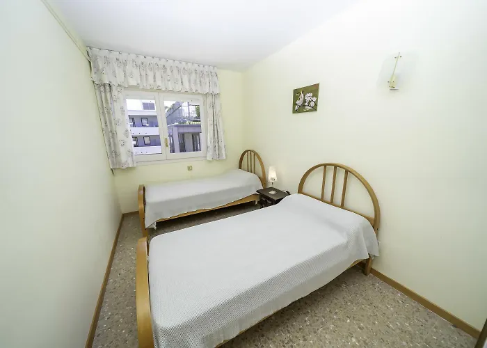 Brunasmar - Piscina, Parking Y Centro Tossa *