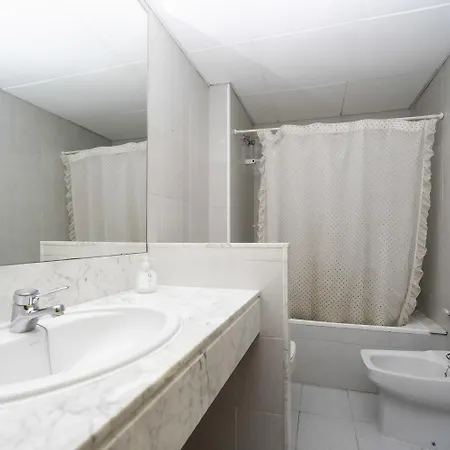 Brunasmar - Piscina, Parking Y Centro Tossa