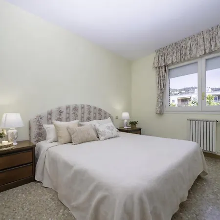 Brunasmar - Piscina, Parking Y Centro Tossa